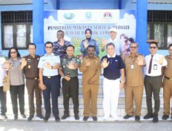 250 paket makanan tambahan diberikan kepada bayi dan balita di Distrik Samofa