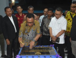 Plt Sekda Wakili Pj Bupati Biak Resmikan Asrama Mahasiswa Biak