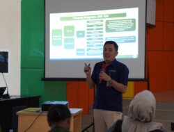 Goes To Campus IISIP Yapis Biak, Mahasiswa Antusias Pelajari Program JKN 