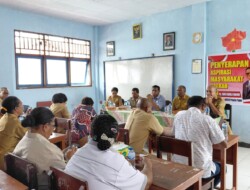 Senator David Waromi dan DPRK Biak Dengar Langsung Keluhan Guru Terkait Bantuan Pendidikan